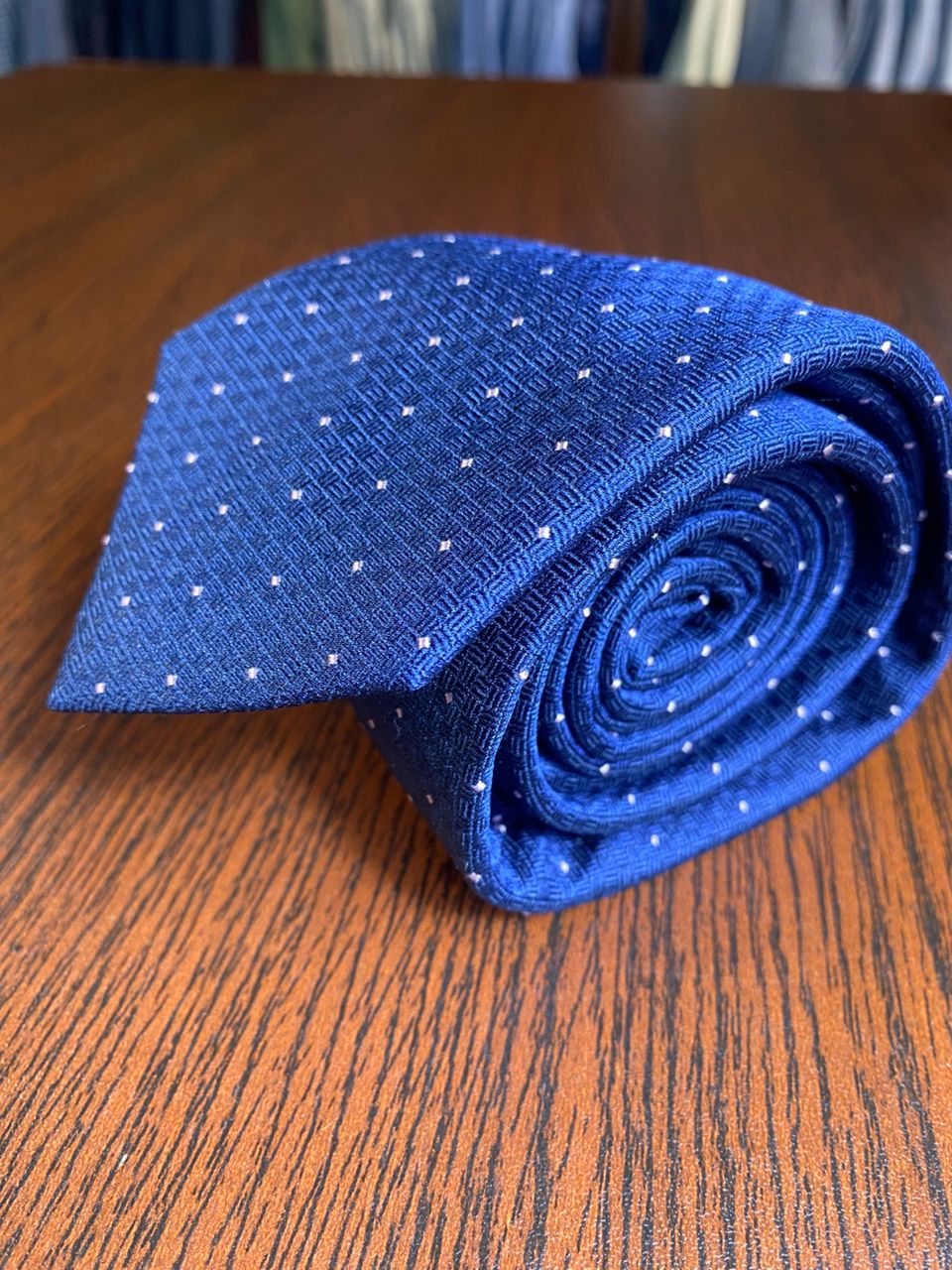 Hawes and Curtis Tie