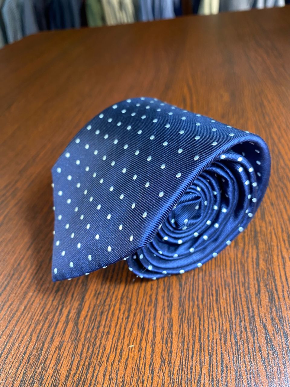 hawes & Curtis Tie
